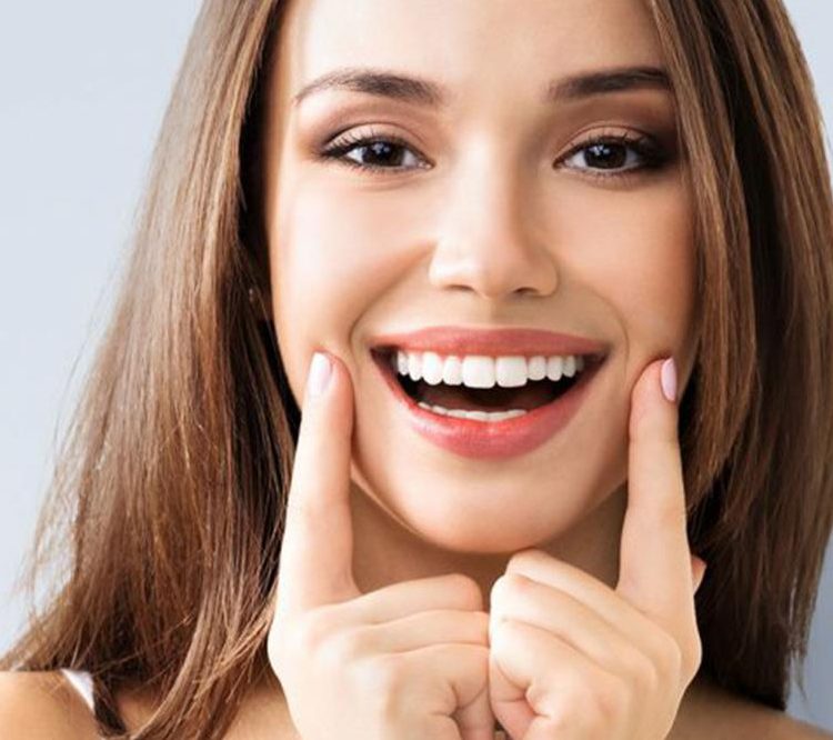 What is Hollywood Smile?